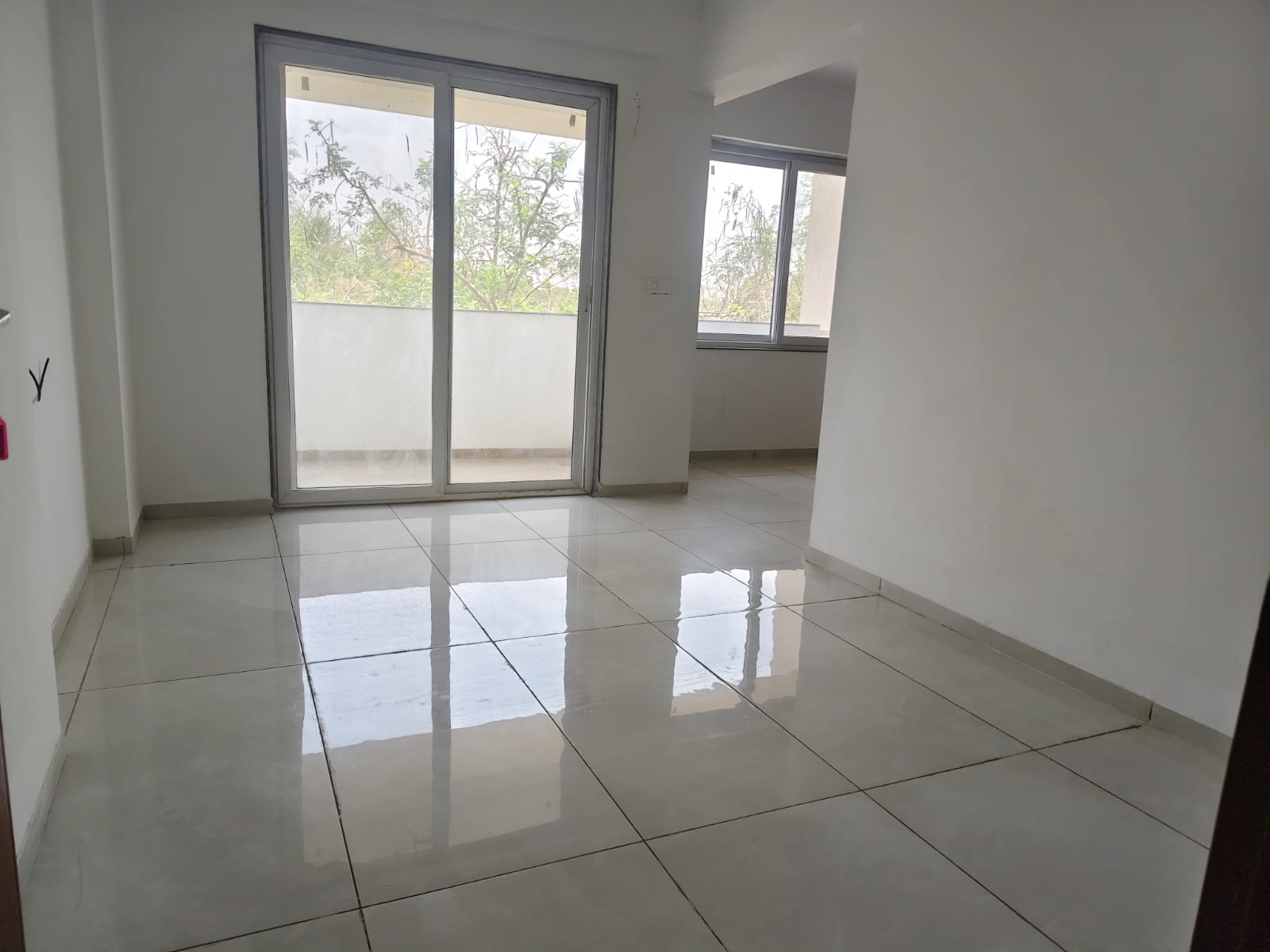 BR/1577 2BHK Flat for Sale in Manjalpur, Vadodara